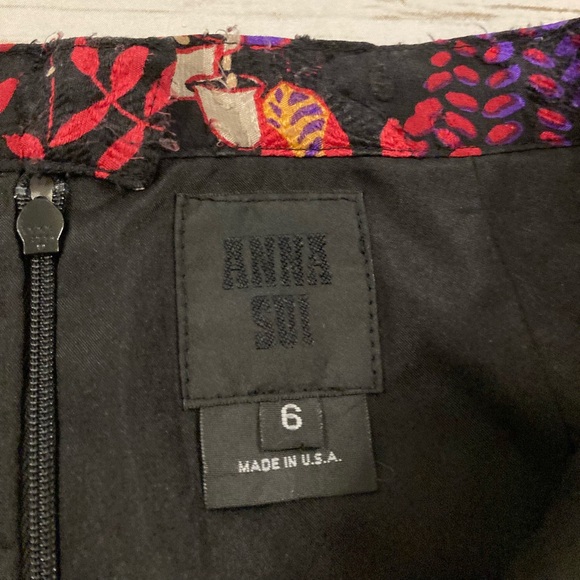 Anna Sui Silk MIDI Length Asymmetrical Floral Skirt Size 6 - Picture 2 of 12